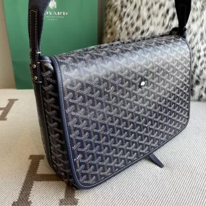 Goyard Capetien MM Messenger Bag - GYB203