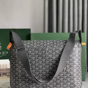 Goyard Capetien MM Messenger Bag - GYB204