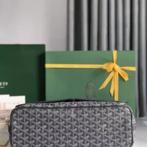 Goyard Capetien MM Messenger Bag - GYB204