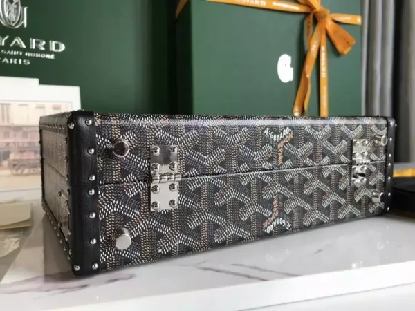 Goyard Grand Hôtel Trunk Bag - GYB271