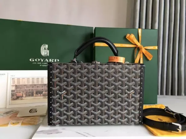 Goyard Grand Hôtel Trunk Bag - GYB271