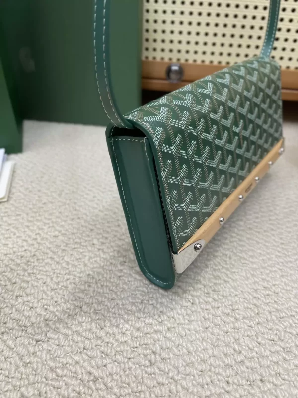 Goyard Monte-Carlo PM Clutch - GYB155