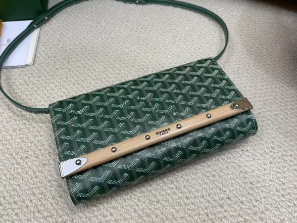 Goyard Monte-Carlo PM Clutch - GYB155