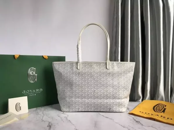 Goyard Saint Louis PM Bag - GYB283