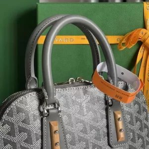 Goyard Vendôme Mini Bag - GYB111